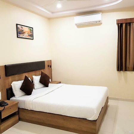 Hexa Royal Elite Otel Mumbai Dış mekan fotoğraf