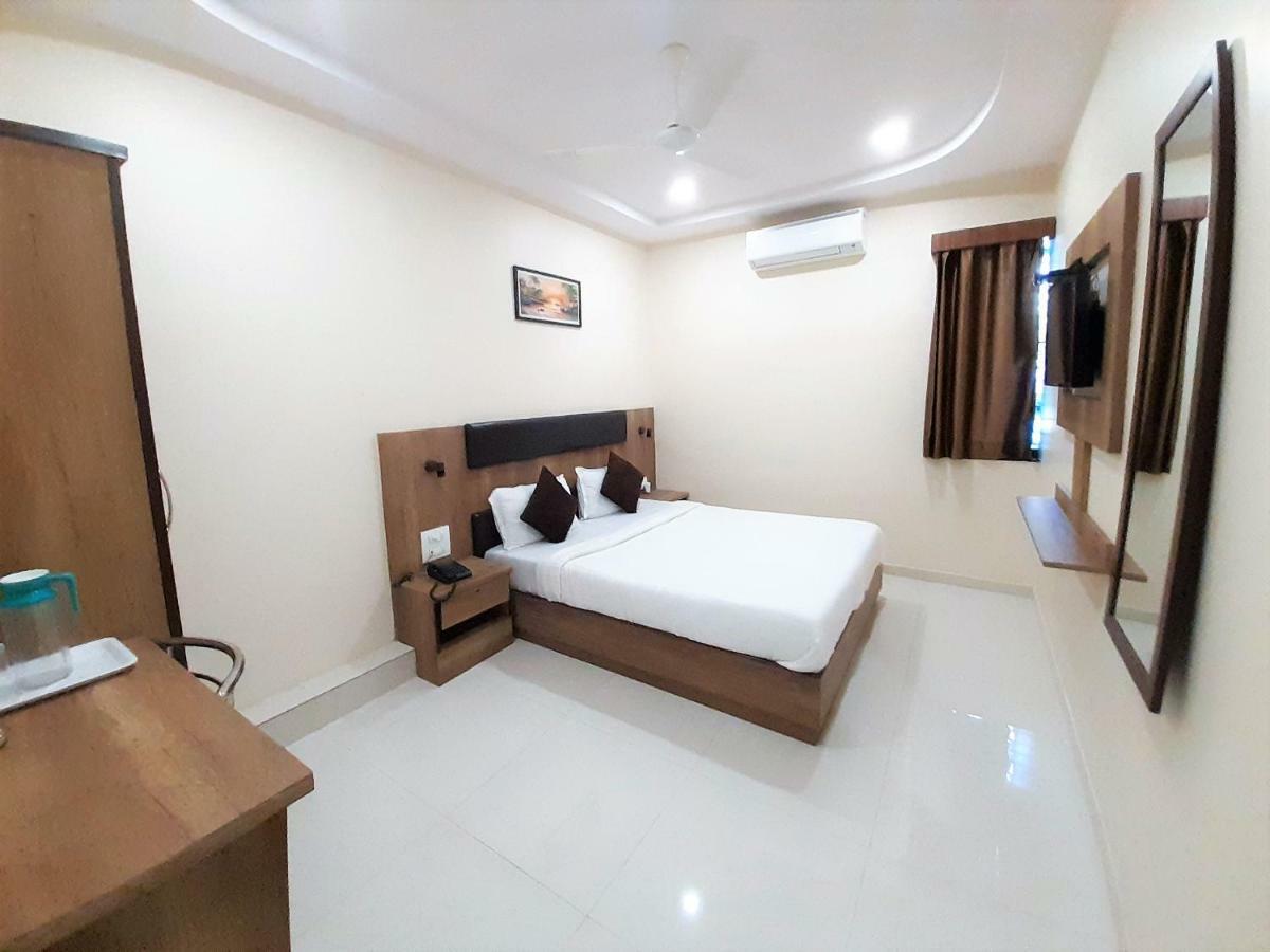 Hexa Royal Elite Otel Mumbai Dış mekan fotoğraf